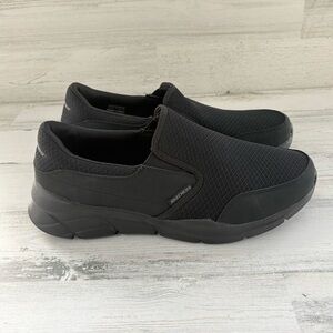 Skechers Men’s Size 10.5 Equalizer 4.0 Persisting Slip On Round Toe Casual Shoe
